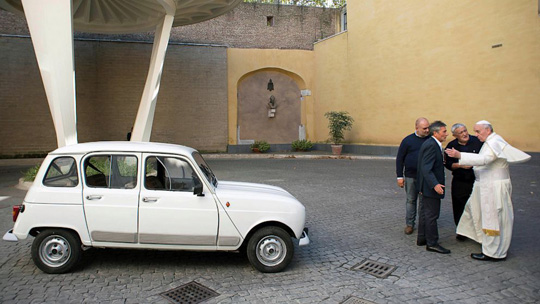 Pope Car
